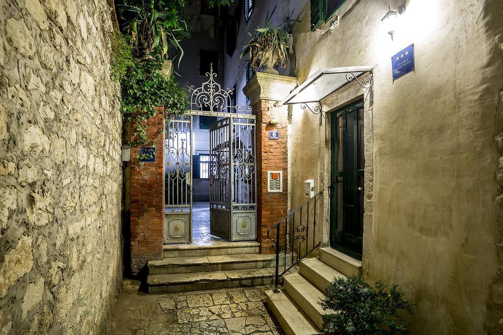 Villa Palace Split Exterior photo